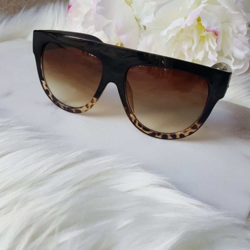 🏅5 star rated🏅Oversized leopard sunglasses - Picture 4 of 6